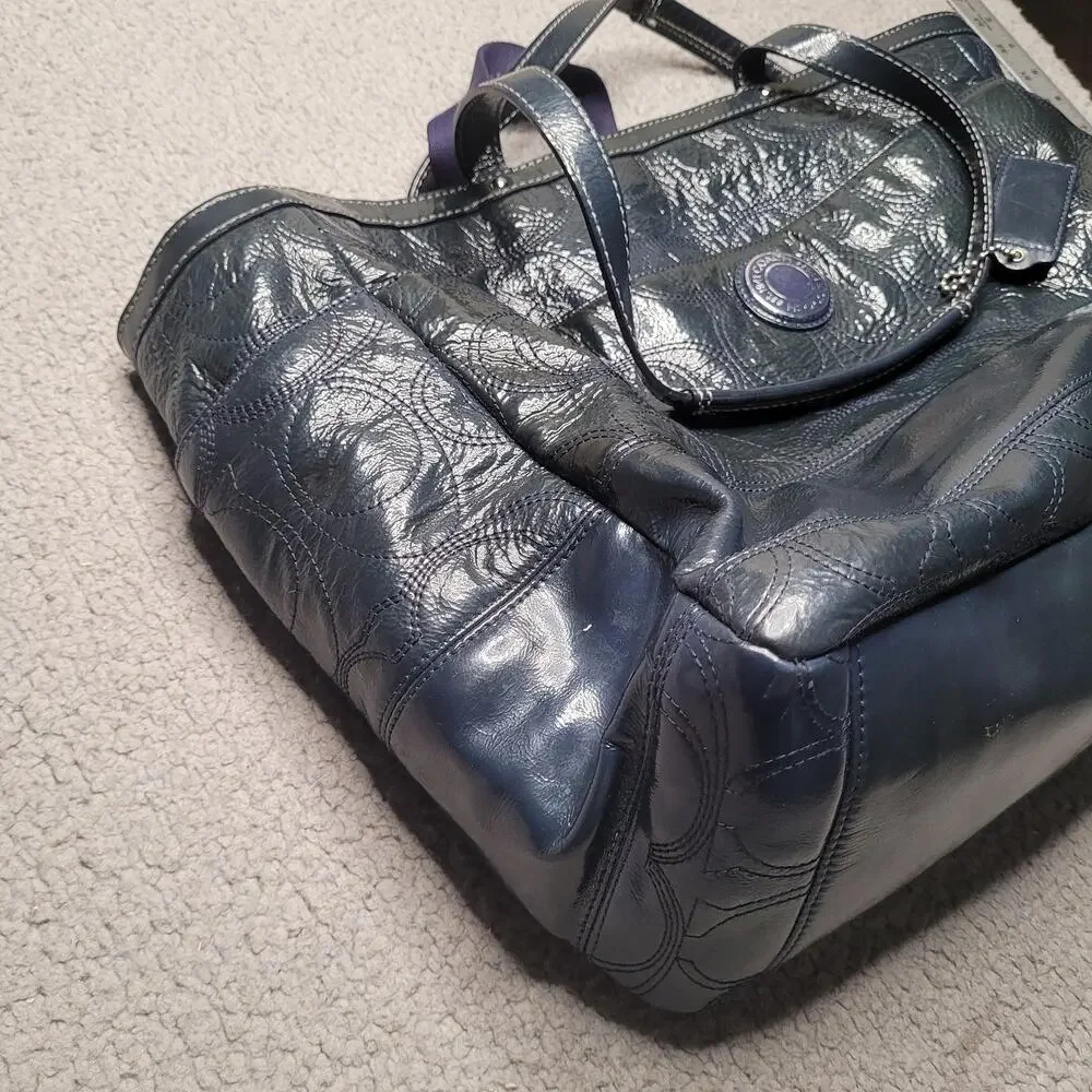 Coach Bag Patent Leather Shiny Navy Blue Tote Diaper Baby Lined Pockets Tote